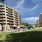 Poseidon Aparthotel 4*