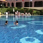 Poseidon Aparthotel 4*