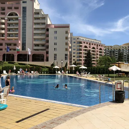 Ξενοδοχείο με διαμερίσματα Poseidon Σάνι Μπιτς