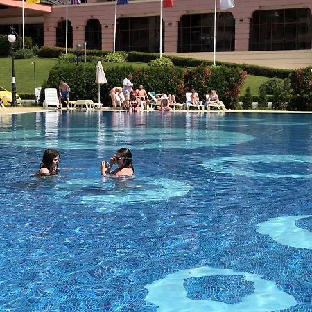 Poseidon Ξενοδοχείο με διαμερίσματα 4*