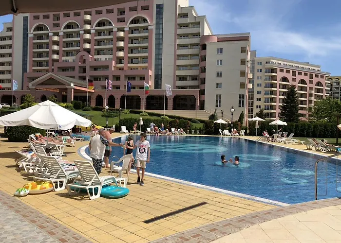 Lägenhetshotell Poseidon 4*